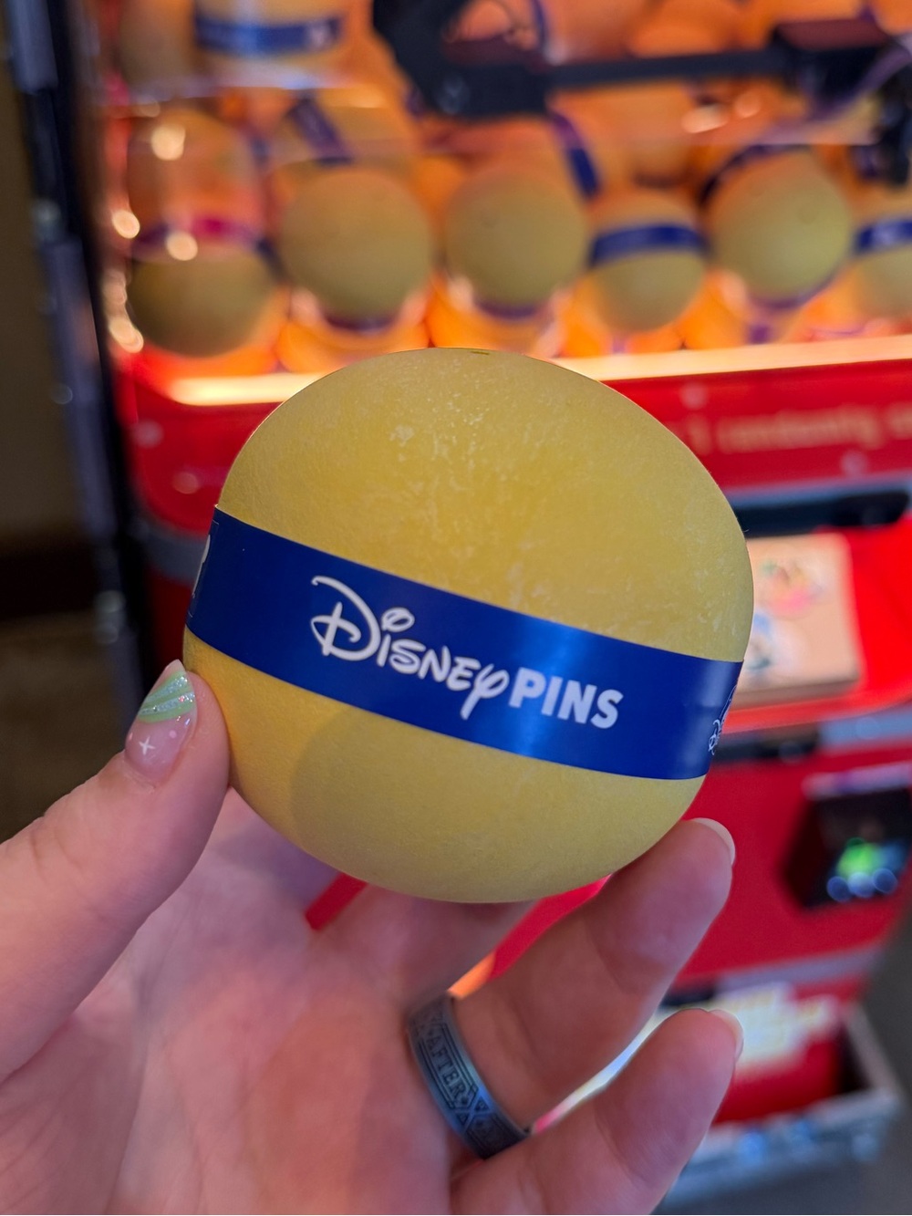 Disney California Parks - EXCLUSIVE Mystery Vending Machine Pin - SEALED